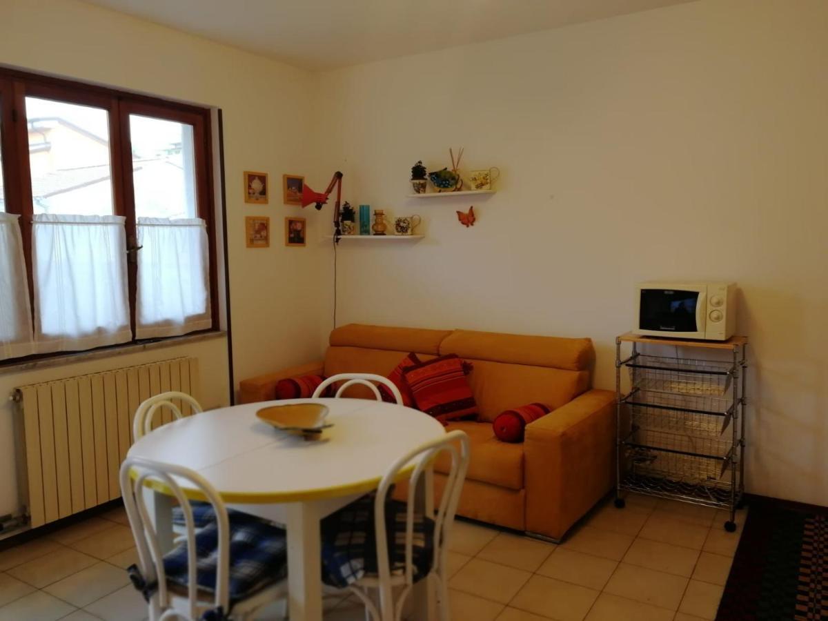 カッラーラLa Casa Dei Bebiアパートメント エクステリア 写真
